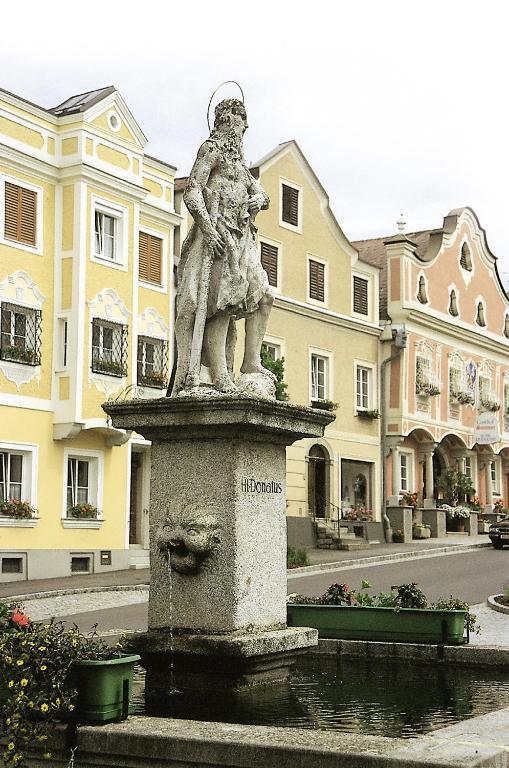 Hotel Sammer Neufelden Eksteriør billede